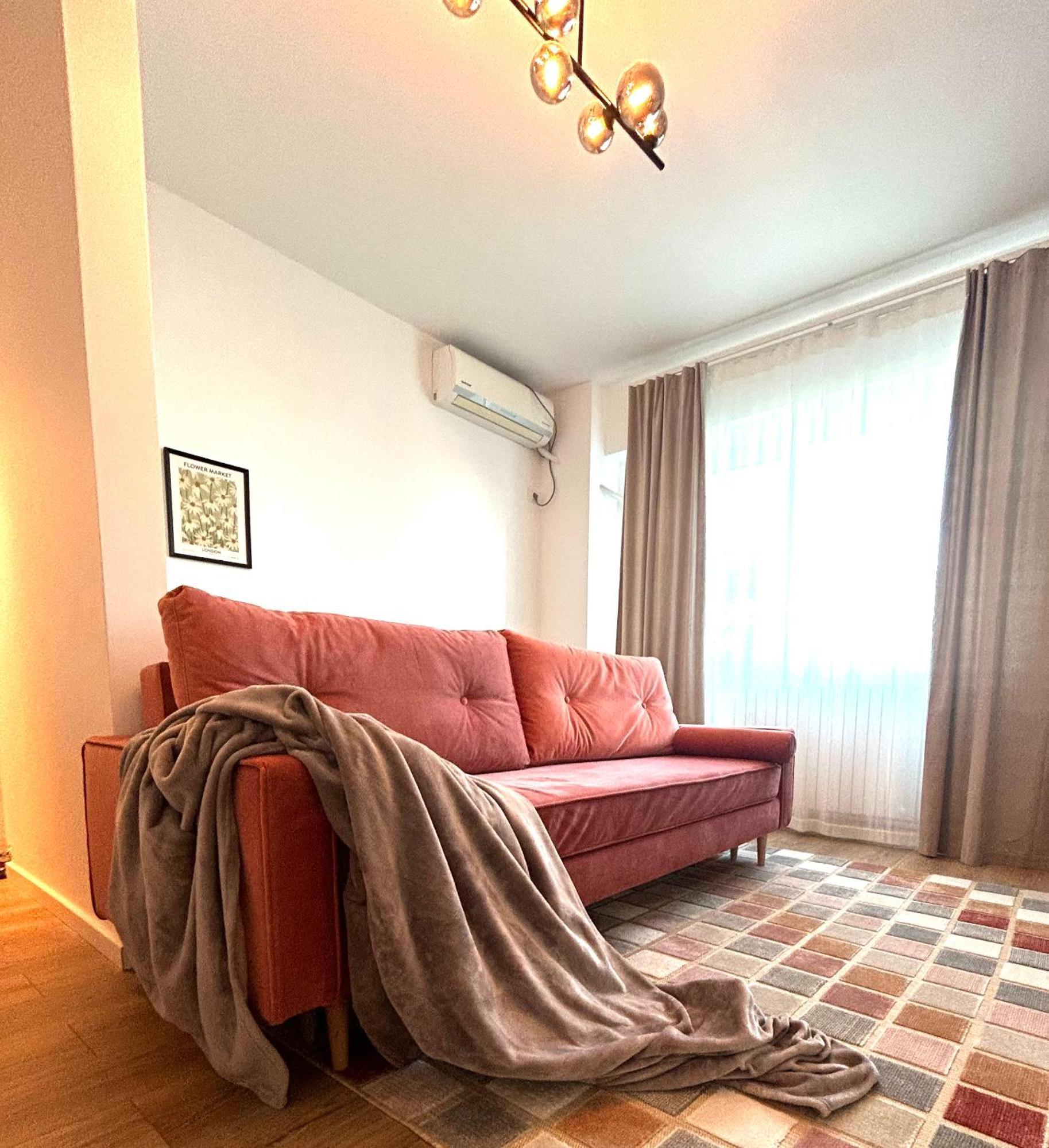 Apartamento Urban Parkside Retreat Cozy 2-Bed Ap By Metro Bucarest Exterior foto